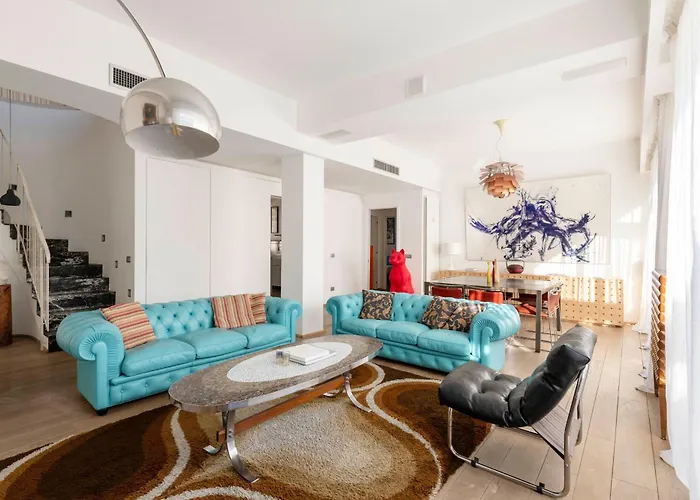 Milano City Design Apartment, Modern And Stylish