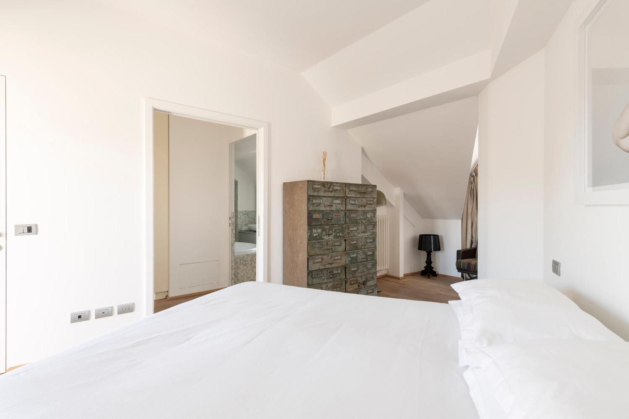Design Apartment, Modern And Stylish *